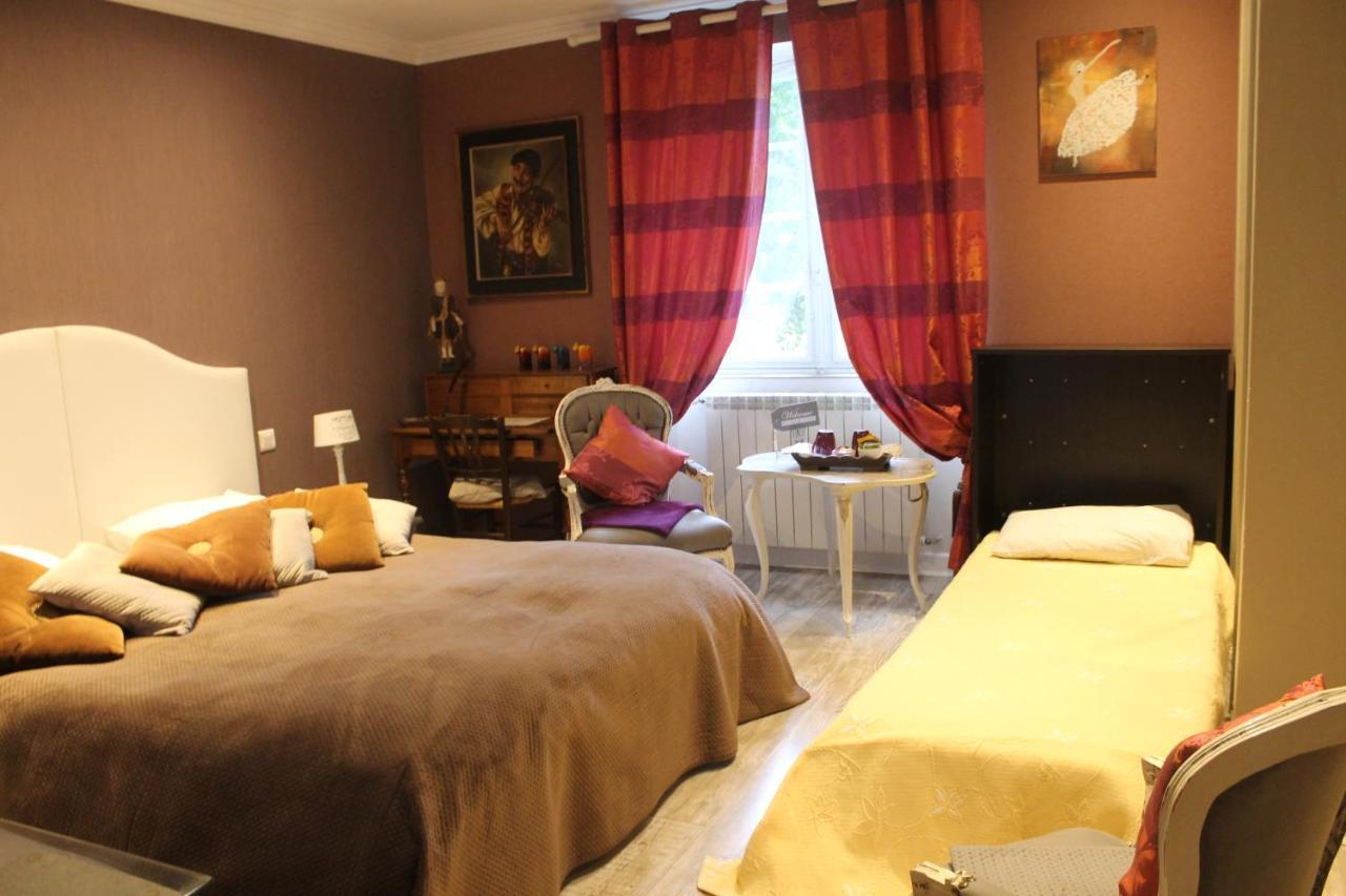Chambres D'Hotes Le Bois Trinquille Saint-Viance Exteriör bild