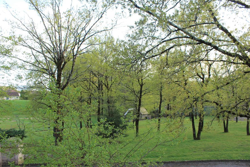 Chambres D'Hotes Le Bois Trinquille Saint-Viance Exteriör bild