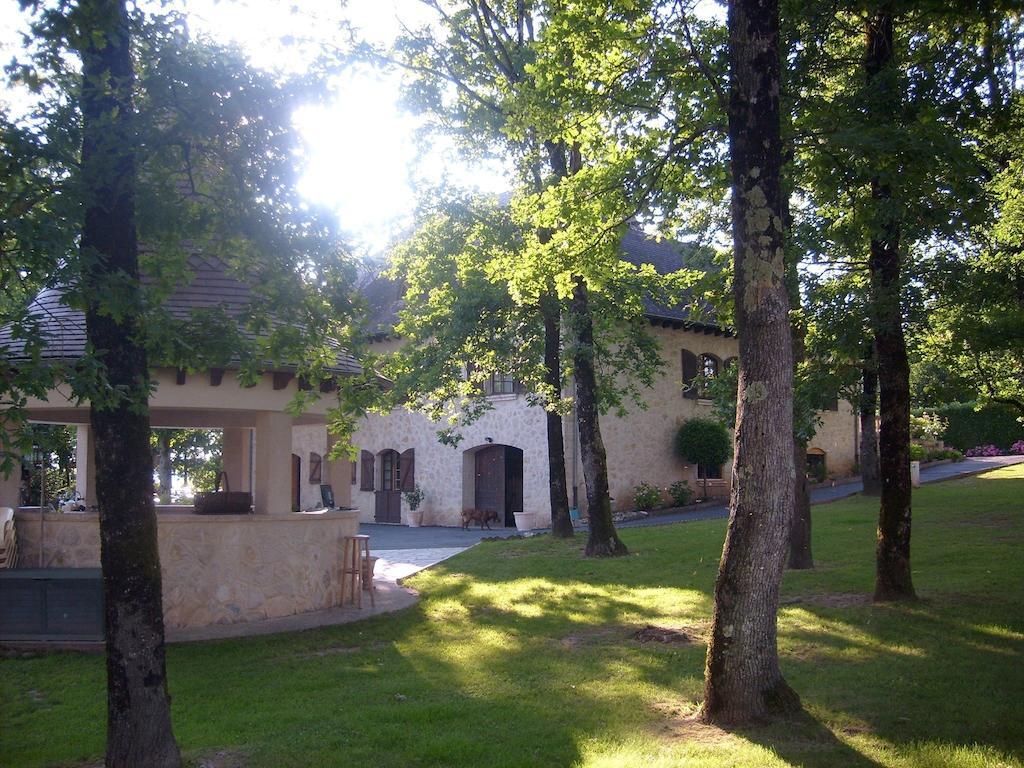 Chambres D'Hotes Le Bois Trinquille Saint-Viance Exteriör bild